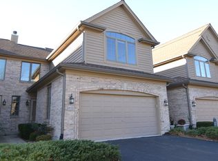 26W174 Klein Creek Dr, Winfield, IL 60190