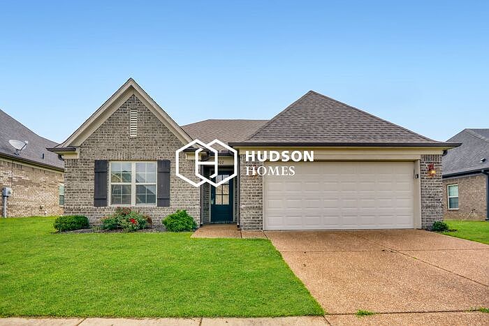 1st image of 7902 Hemlock Dr