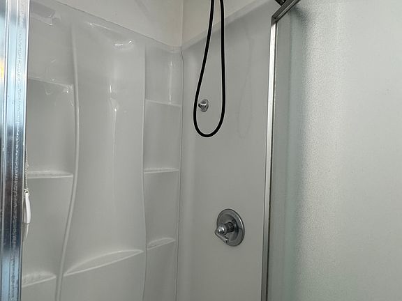 4th image of 4170 NE 15th Ave #2