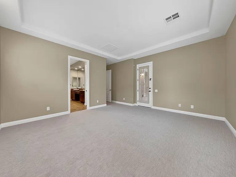 2776 Liberation Dr — Photo 17