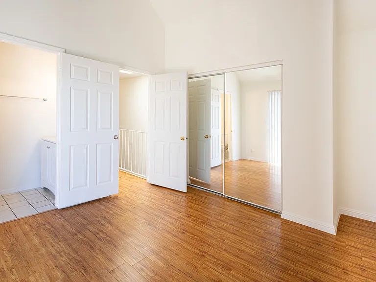 14159 Gilmore St #1 — Photo 7