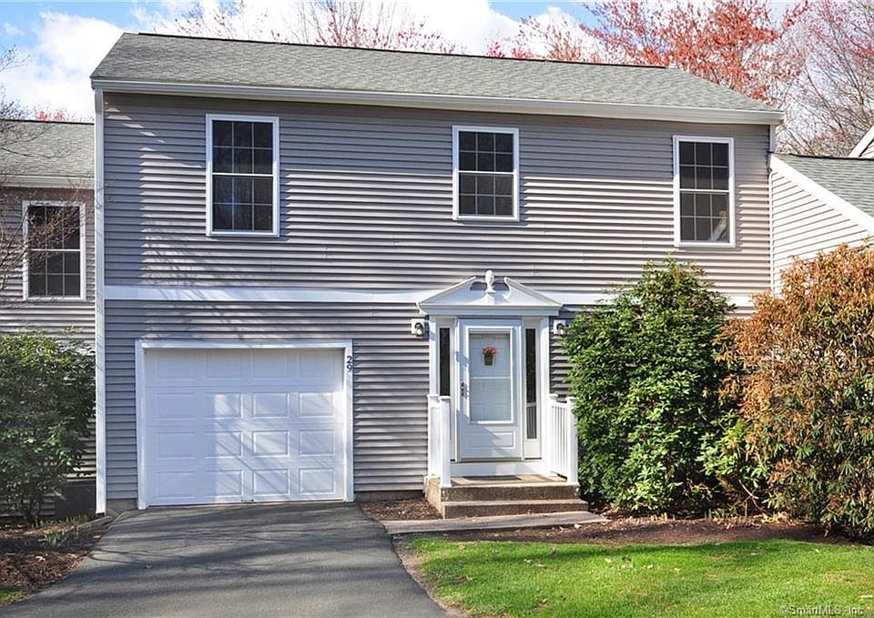 1st image of 29 Tamarack Dr #29