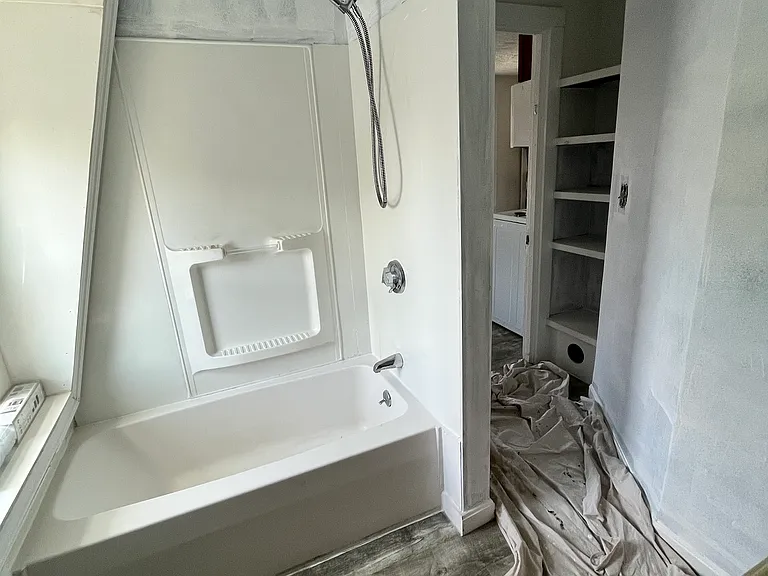 364 Cabot St #3 — Photo 11