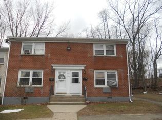 242 Yaremich Dr, Bridgeport, CT 06606