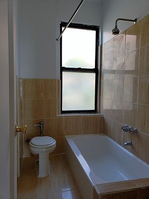 4th image of 134 Haven Ave APT 4G