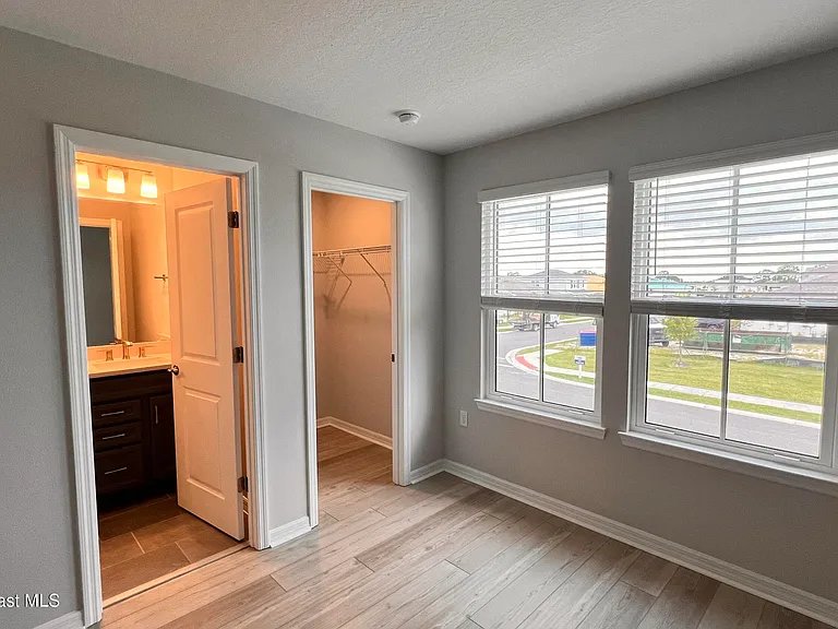 5009 Sunnytime St — Photo 32