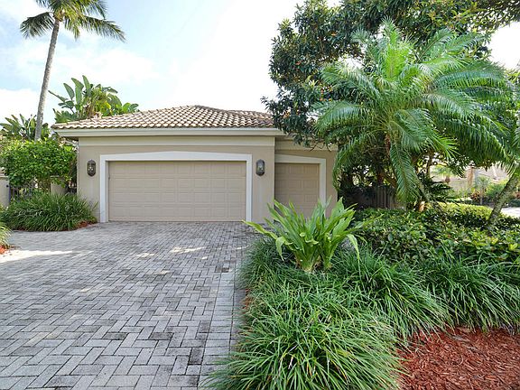 Home For Sale In Broken Sound Country Club