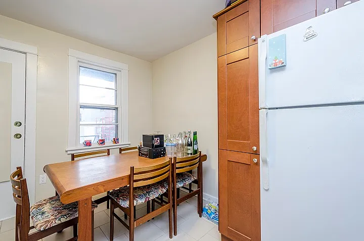 120 Barrette St #1 — Photo 3