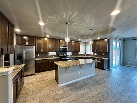 4th image of 9673 Emerald Vista Dr