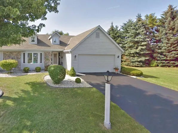 N99W17924 Appletree COURT #D-103, Germantown, WI 53022