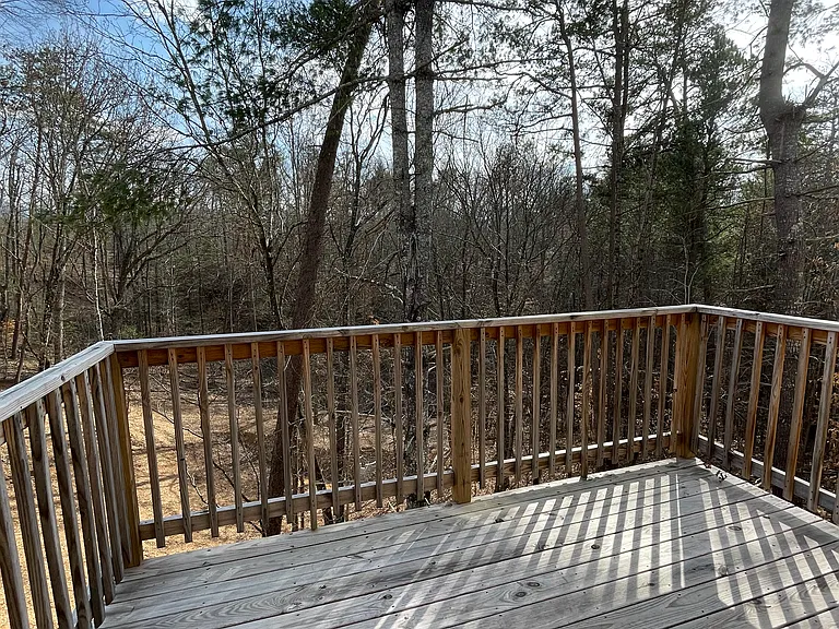 640 Evans Rd — Photo 12