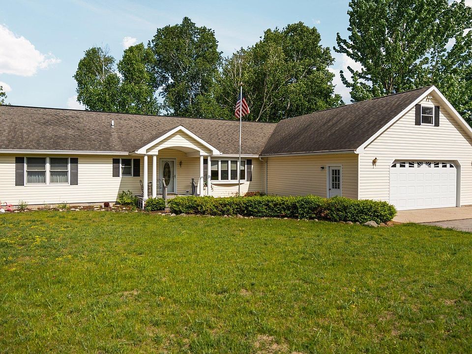 533 S Lake Shore Dr, Lake Leelanau, MI 49653 | MLS #1935345 | Zillow