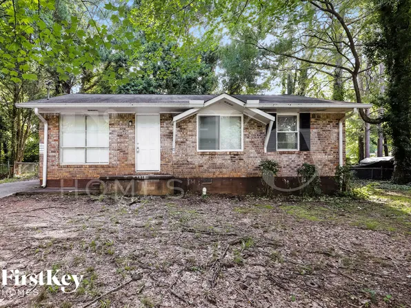 8280 Attleboro Dr, Jonesboro, GA 30238