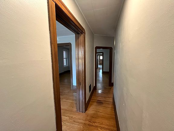 2nd image of 3411 Giles Ave #1F