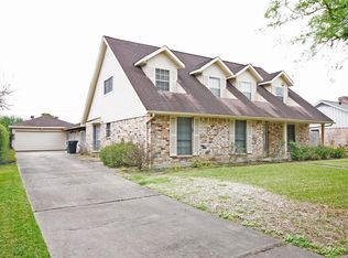 7611 Lacy Hill Dr, Houston, TX 77036