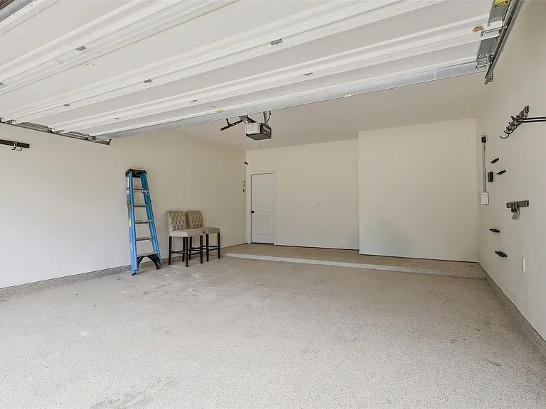 11306 Misty Willow Ln — Photo 25