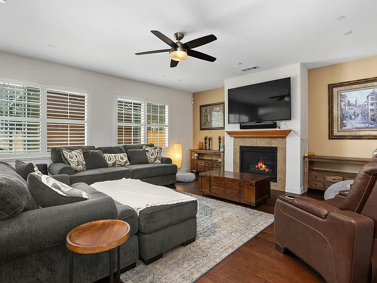 1232 Pinehurst Dr — Photo 7
