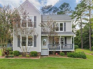 11810 Old Centralia Rd, Chester, VA 23831