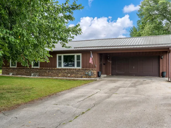 102 Bunn Dr, Rockton, IL 61072
