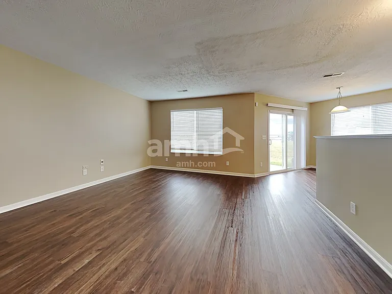 6580 Riverview Ave — Photo 5