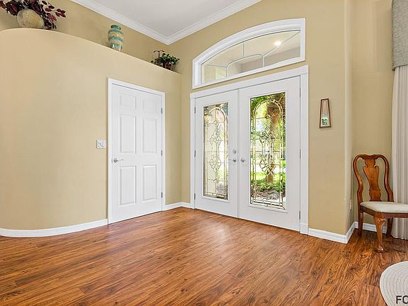 3rd image of 112 Bay Lake Dr
