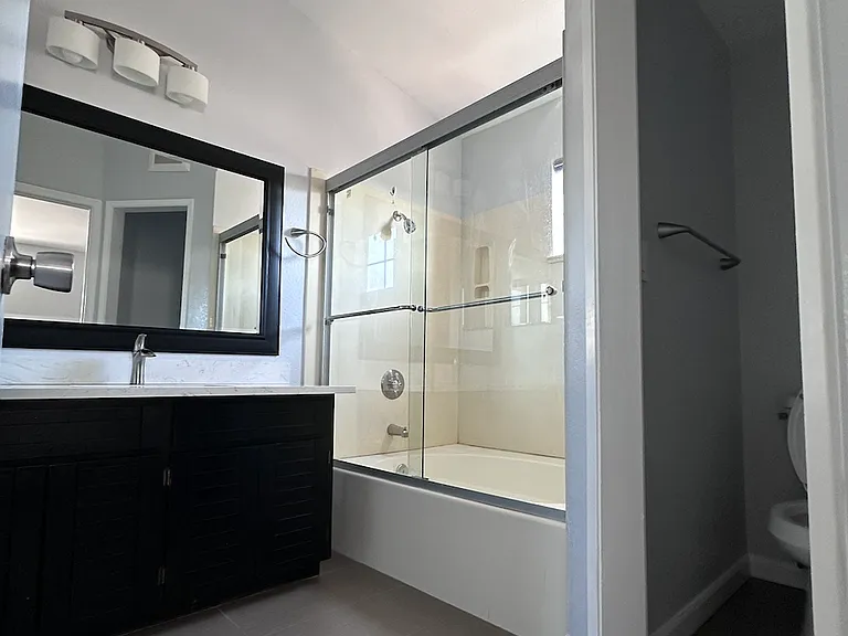 487 Cascadita Ter — Photo 9