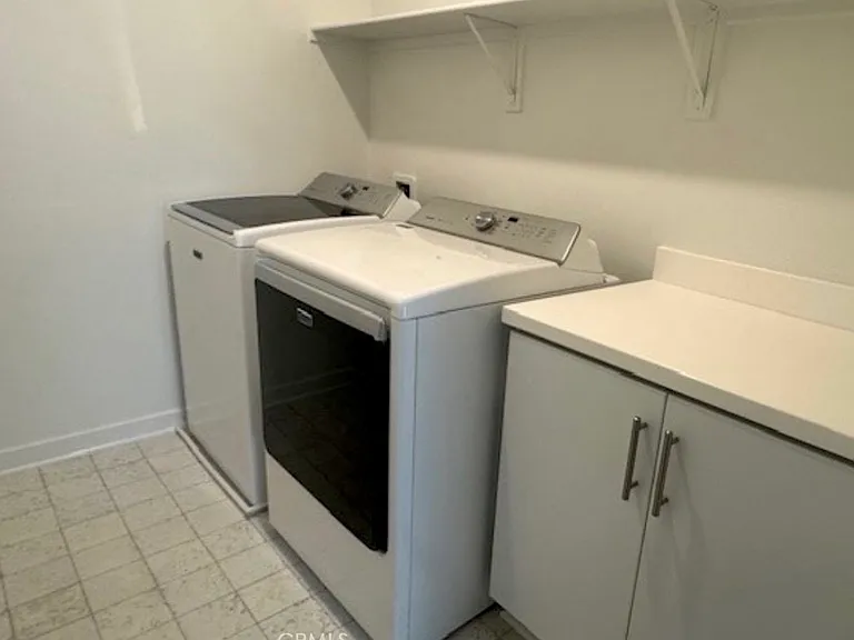2353 Village Ct — Photo 12
