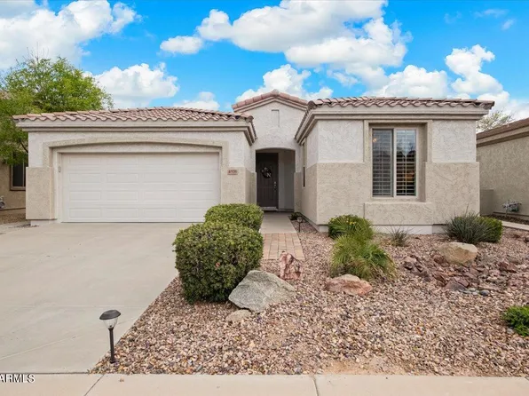 4576 E RAKESTRAW Lane, Gilbert, AZ 85298