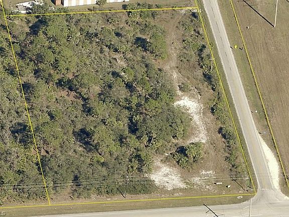 3rd image of 17291 Palm Creek Dr
