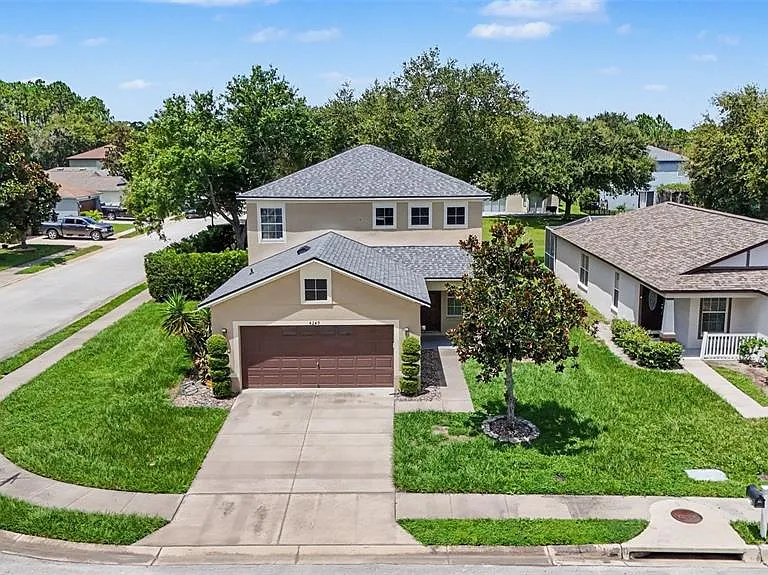 4249 Old Waverly Ct — Photo 4