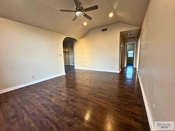 3rd image of 2806 Calle Concordia