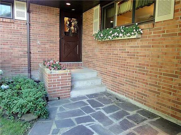 2nd image of 4500 Patricia Dr