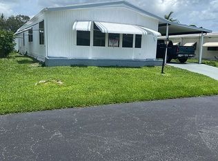 779 Sun Tree Pl, Boynton Beach, FL 33436