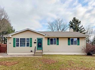170 S Noquebay Ave, Peshtigo, WI 54157