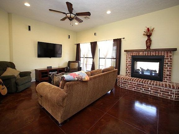 3rd image of 7955 Whispering Pines Dr
