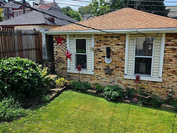 4th image of 92 Virginia Ave