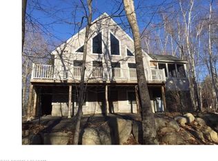 1154 Hillcrest Dr, Frye Island, ME 04071
