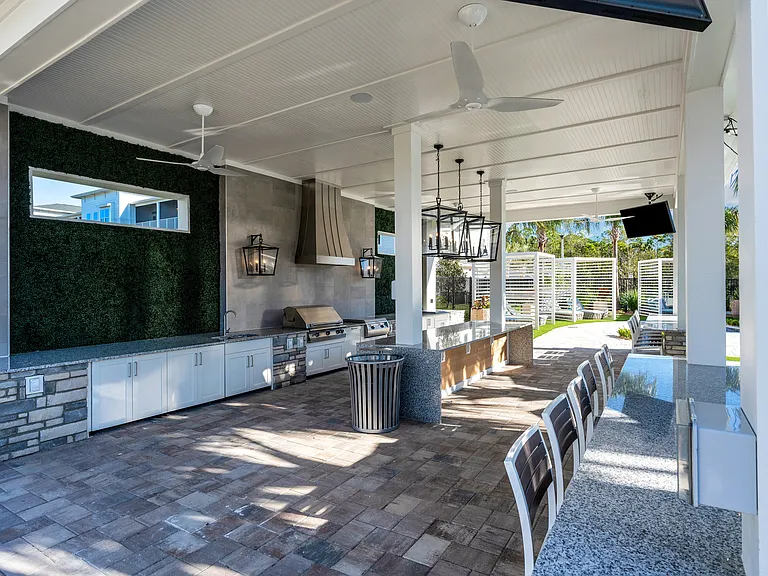 Drift Luxury Apartment Homes — Photo 20
