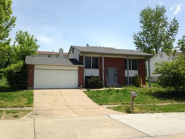 1st image of 12129 Glenpark Dr