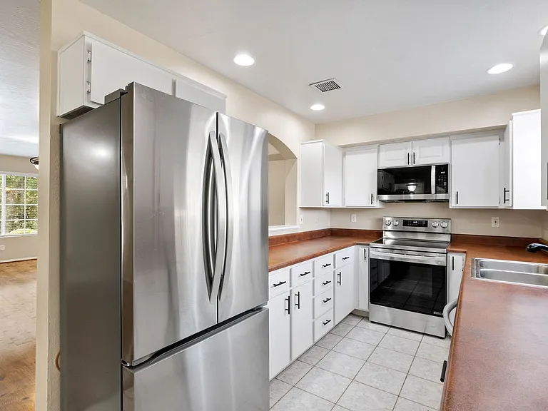 741 Gail Gardner Way #L — Photo 11