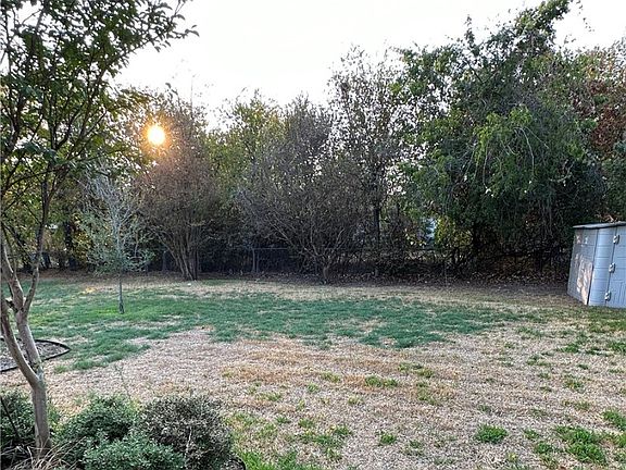 2nd image of 1203 Goode Dr
