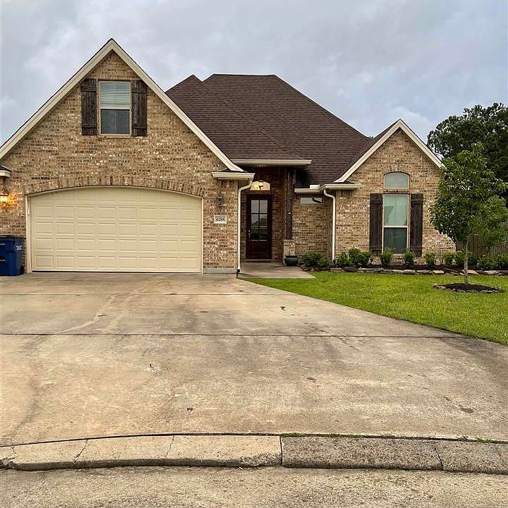1st image of 6785 Woodridge Dr