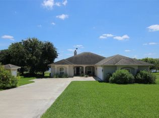 263 Lakeshore Dr, Sandia, TX 78383