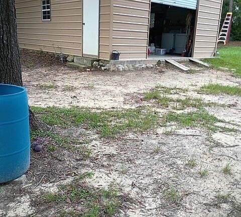 3rd image of 608 Idlewood Rd