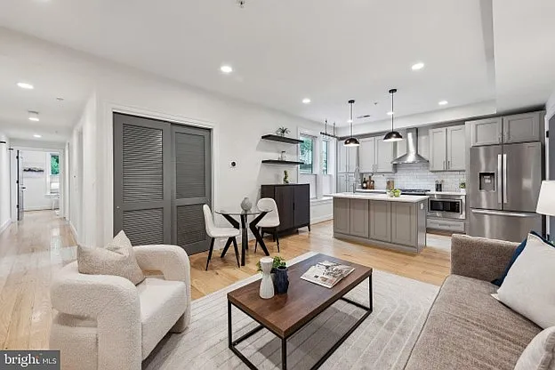 811 Upshur St NW #4 — Photo 19