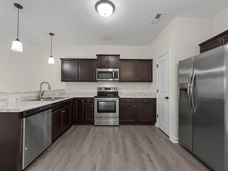 602 Justice Farm Dr — Photo 7