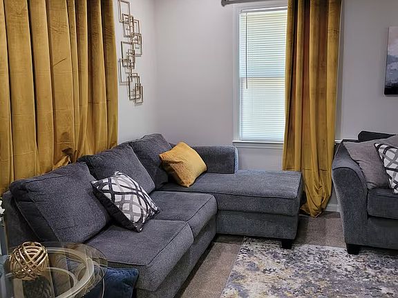 4th image of 4215 Chilton Way