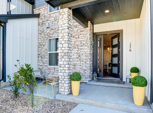 Barrington 2 Plan, Highlands at Fox Hill, Longmont, CO 80504