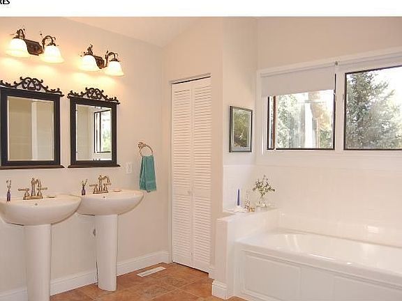 5 pc Master Bath