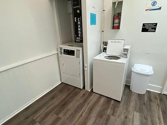 5th image of 204 W Broad St APT 4